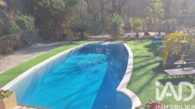 Maison - 136 m² - 6 pièces