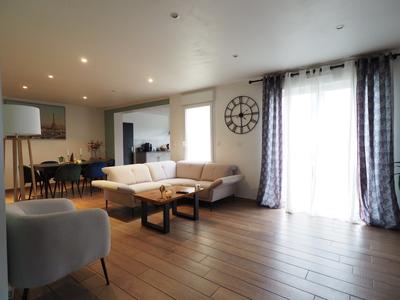 Maison - 136 m² - 5 pièces
