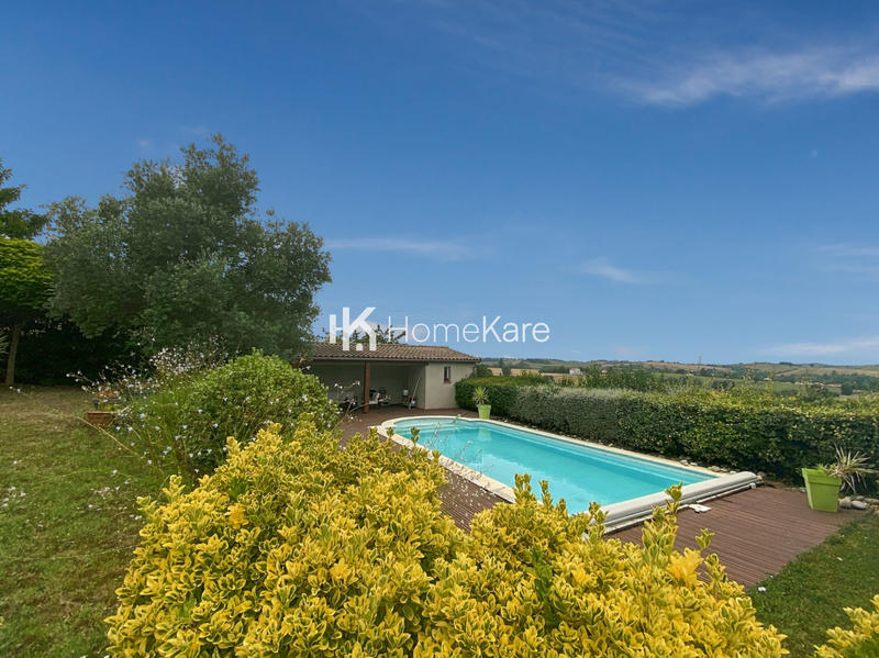 Maison - 180 m² - 7 pièces