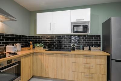 Remise - 73 m² - 5 pièces