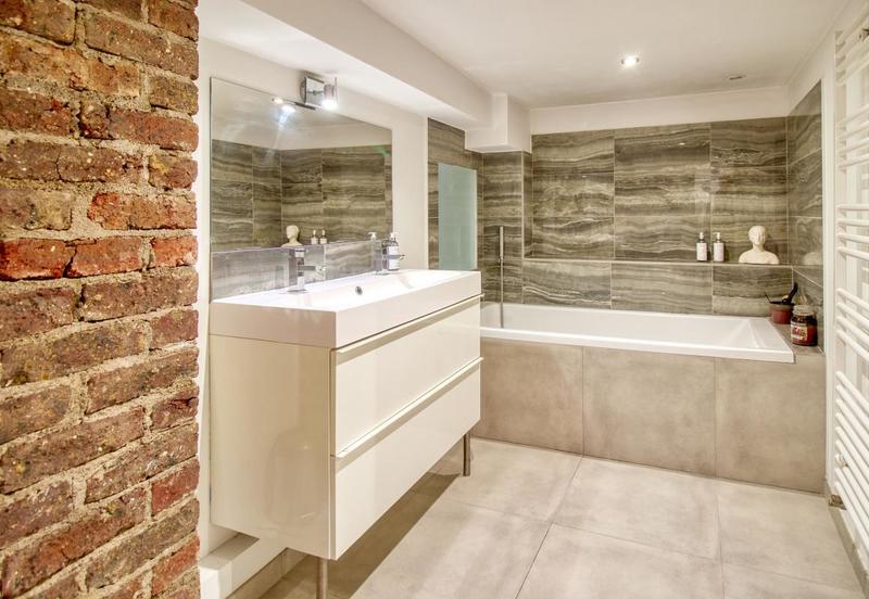 Appartement - 120 m² - 4 pièces