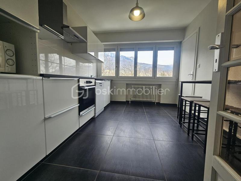 Appartement - 95 m² - 4 pièces