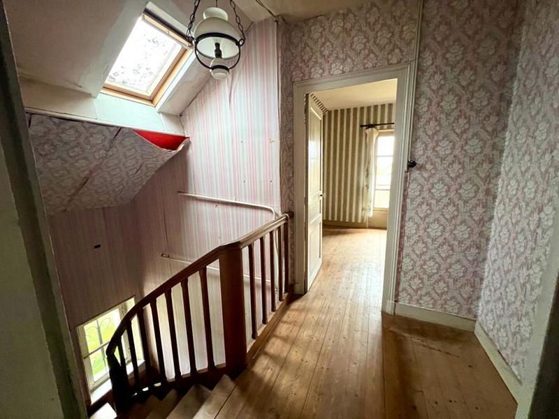 Maison - 91 m² - 6 pièces