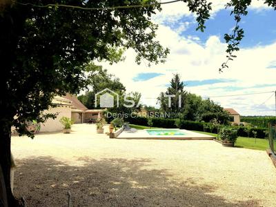 Maison - 316 m² - 13 pièces