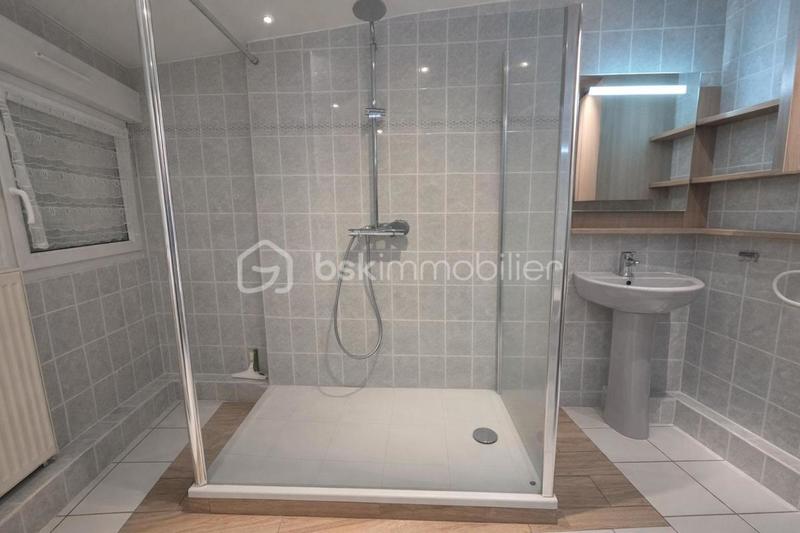 Maison - 309 m² - 17 pièces