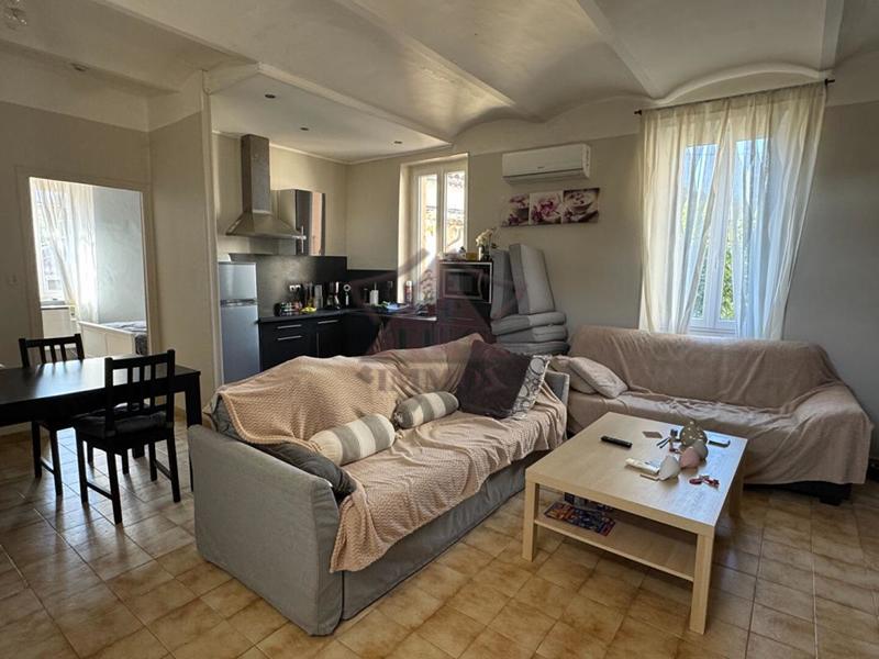 Maison - 97 m² - 4 pièces