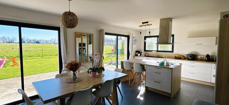 Maison - 116 m² - 6 pièces