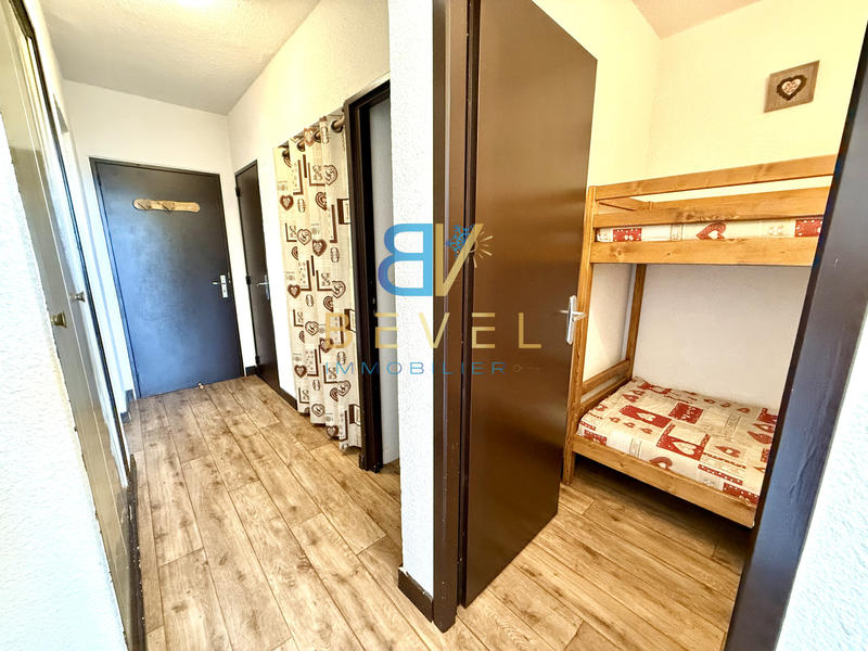 Appartement - 93 m² - 5 pièces