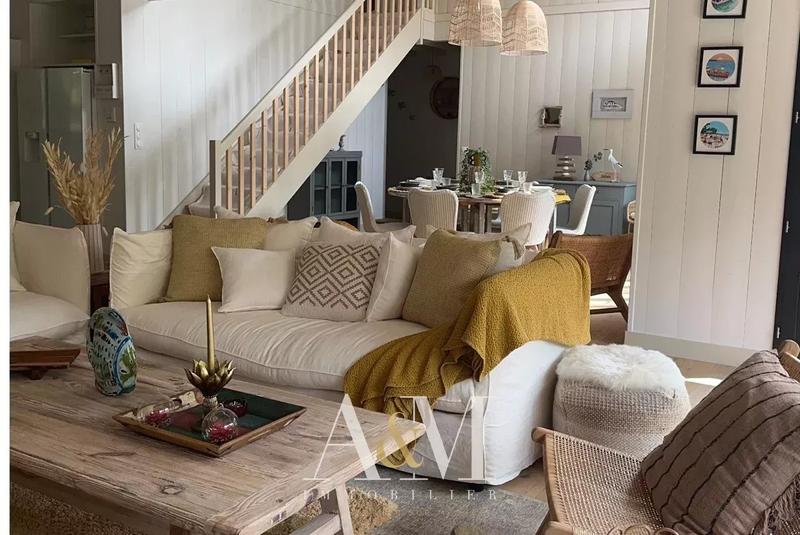 Villa - 170 m² - 8 pièces