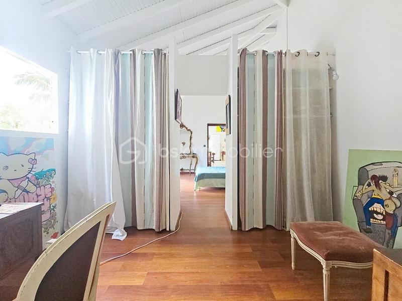 Villa - 150 m² - 4 pièces