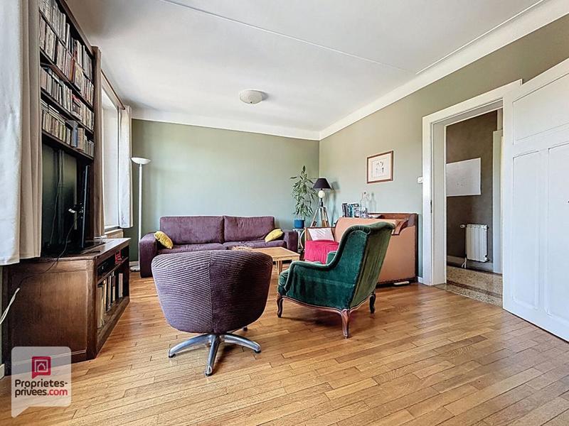 Maison - 167 m² - 7 pièces