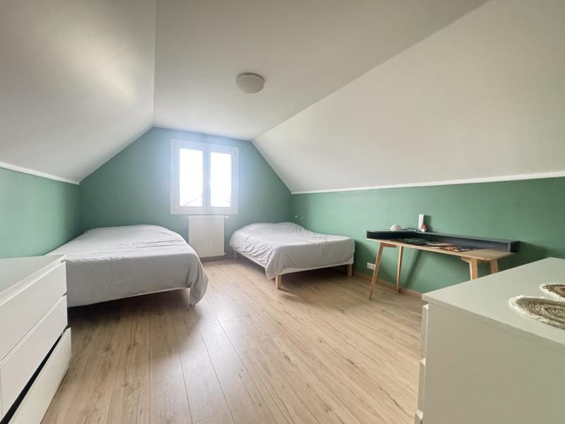 Villa - 200 m² - 6 pièces