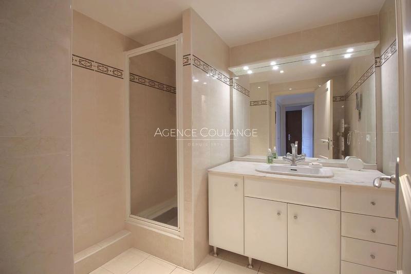 Appartement - 100 m² - 4 pièces