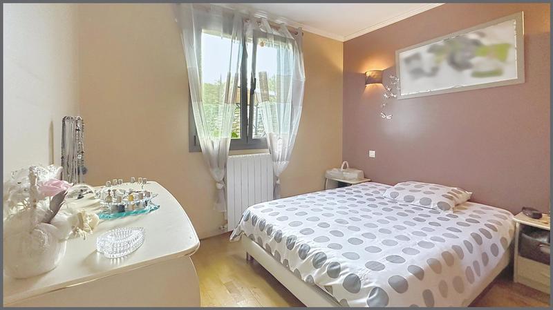 Maison - 100 m² - 6 pièces