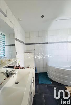 Maison - 84 m² - 4 pièces