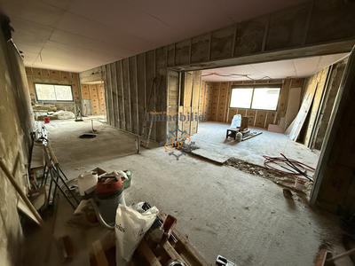 Local commercial - 110 m² - 1 pièce