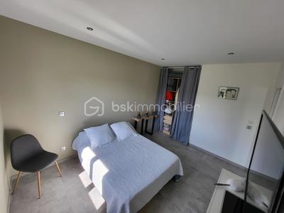 Villa - 137 m² - 5 pièces