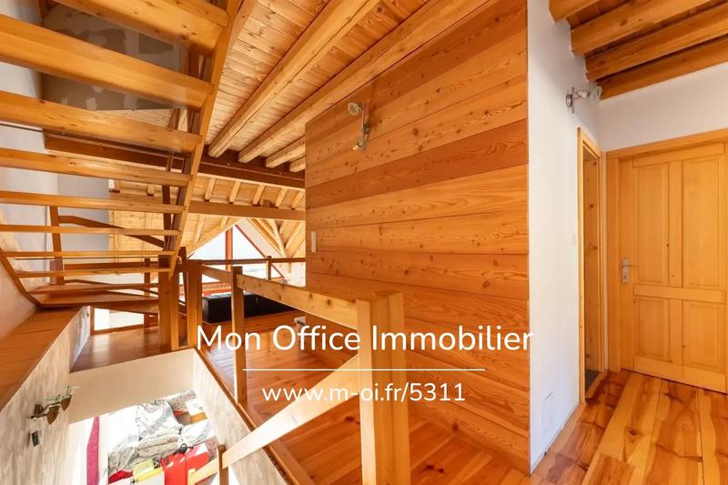 Maison - 340 m² - 7 pièces