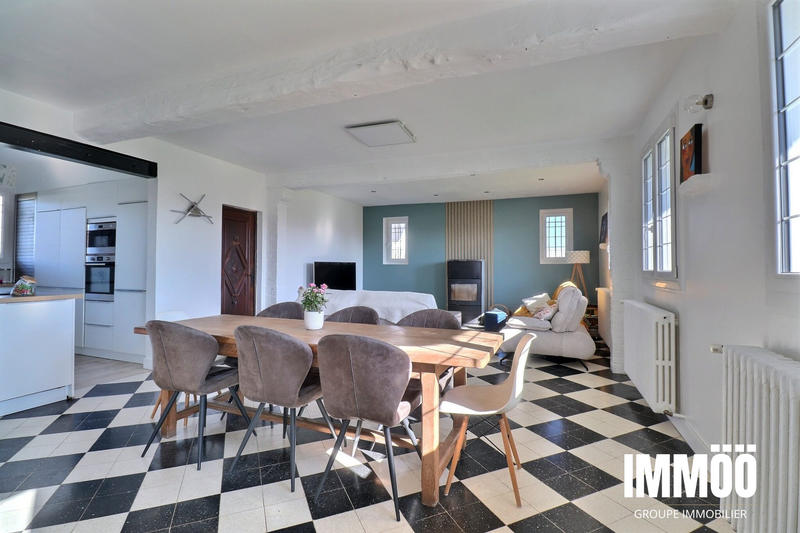 Maison - 190 m² - 6 pièces