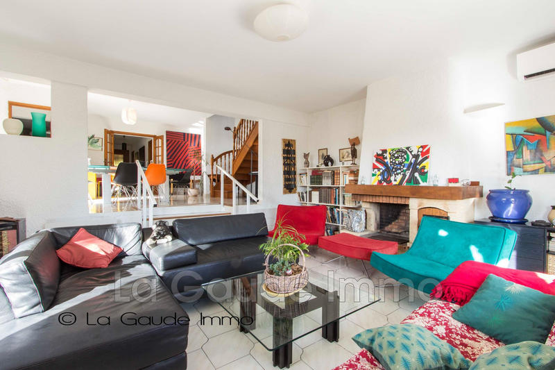 Maison - 165 m² - 5 pièces