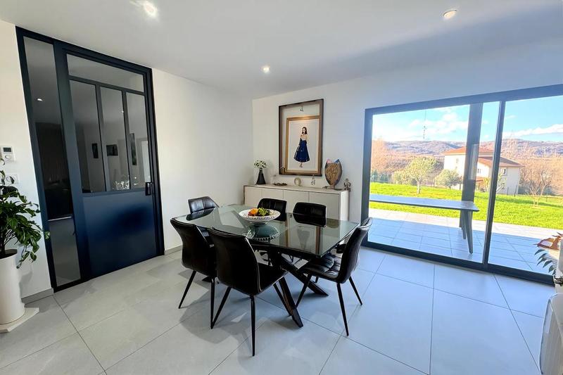 Villa - 108 m² - 4 pièces