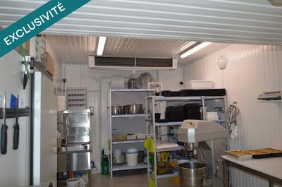 Local commercial - 83 m² - 3 pièces