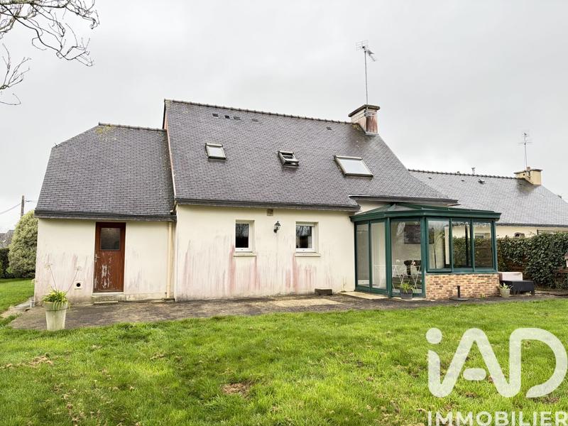 Maison - 88 m² - 6 pièces