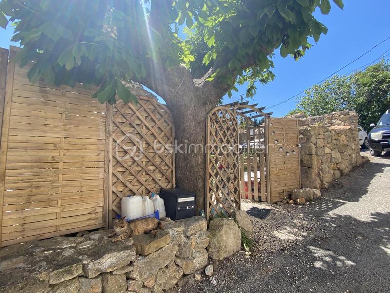 Mazet - 46 m² - 3 pièces