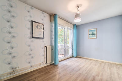 Appartement - 79 m² - 4 pièces