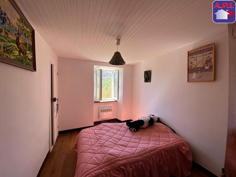 Maison - 108 m² - 7 pièces