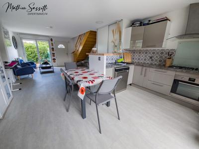 Maison - 75 m² - 4 pièces