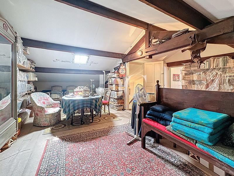 Maison - 180 m² - 6 pièces