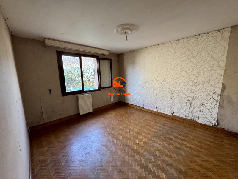 Maison - 214 m² - 7 pièces