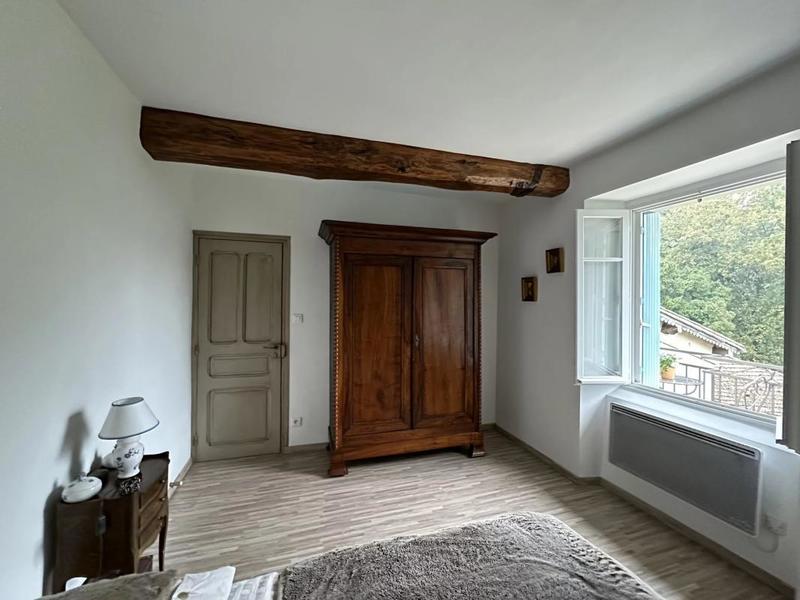 Maison de ville - 373 m² - 18 pièces