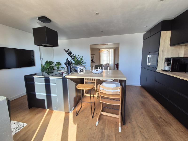 Appartement - 95 m² - 3 pièces