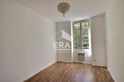 Appartement - 101 m² - 3 pièces