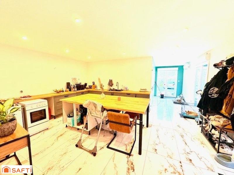 Maison - 151 m² - 6 pièces