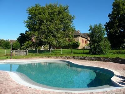 Corps de ferme - 431 m² - 11 pièces