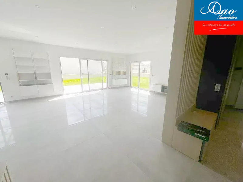 Maison - 150 m² - 5 pièces