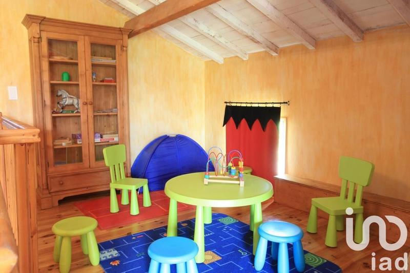 Maison - 193 m² - 7 pièces