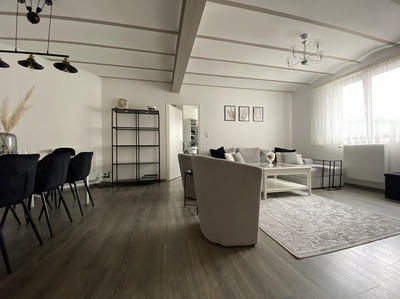 Appartement - 84 m² - 3 pièces