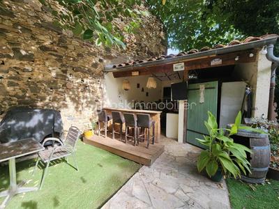 Maison - 246 m² - 10 pièces