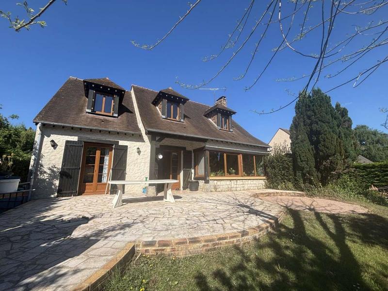 Maison - 145 m² - 5 pièces