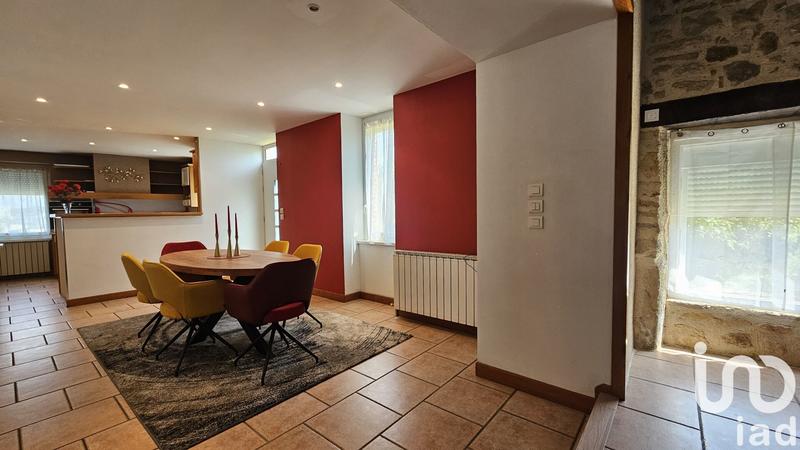 Maison - 180 m² - 7 pièces