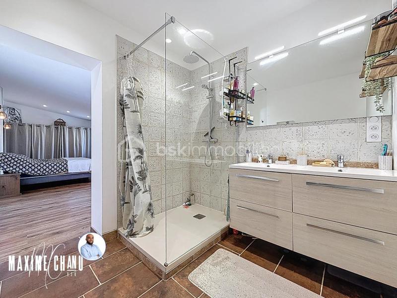 Maison - 144 m² - 5 pièces