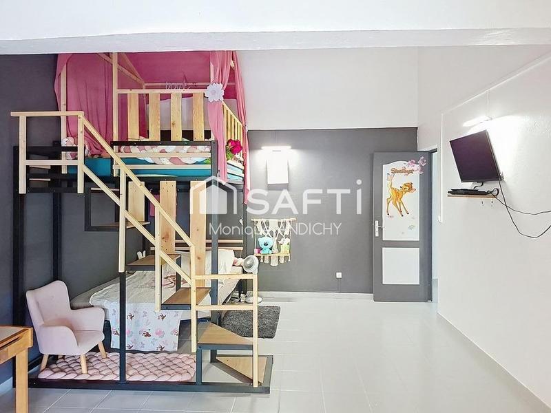 Villa - 180 m² - 5 pièces