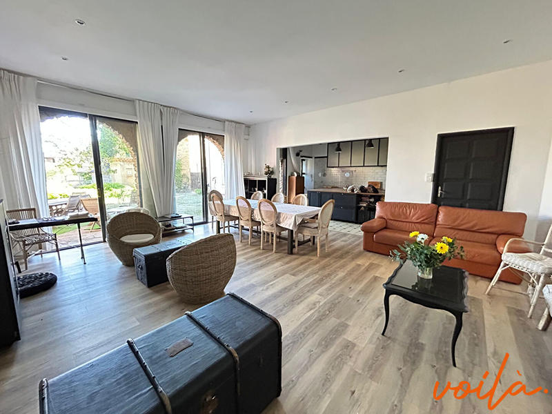 Maison - 430 m² - 10 pièces