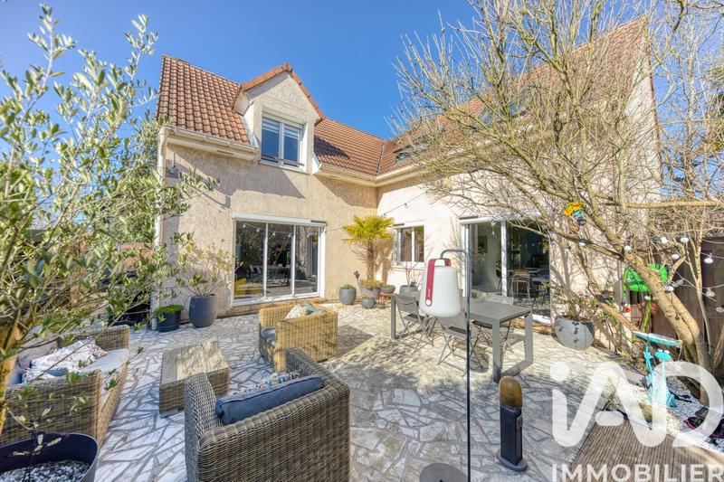 Maison - 154 m² - 6 pièces