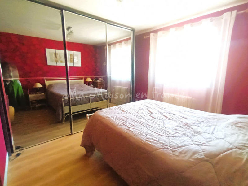 Villa - 200 m² - 6 pièces