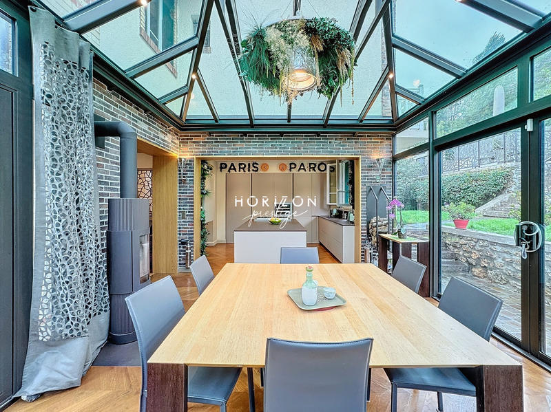 Maison - 167 m² - 7 pièces